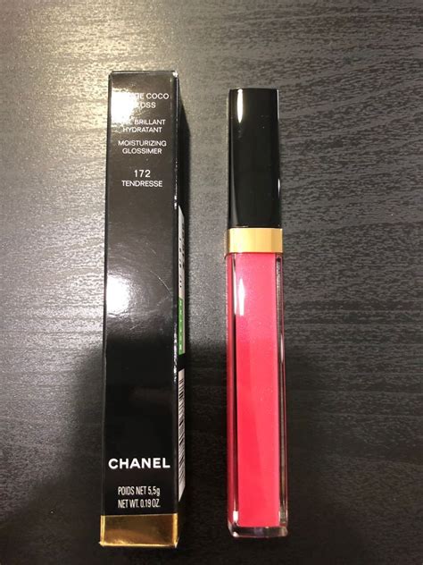 chanel rouge coco gloss tendresse.